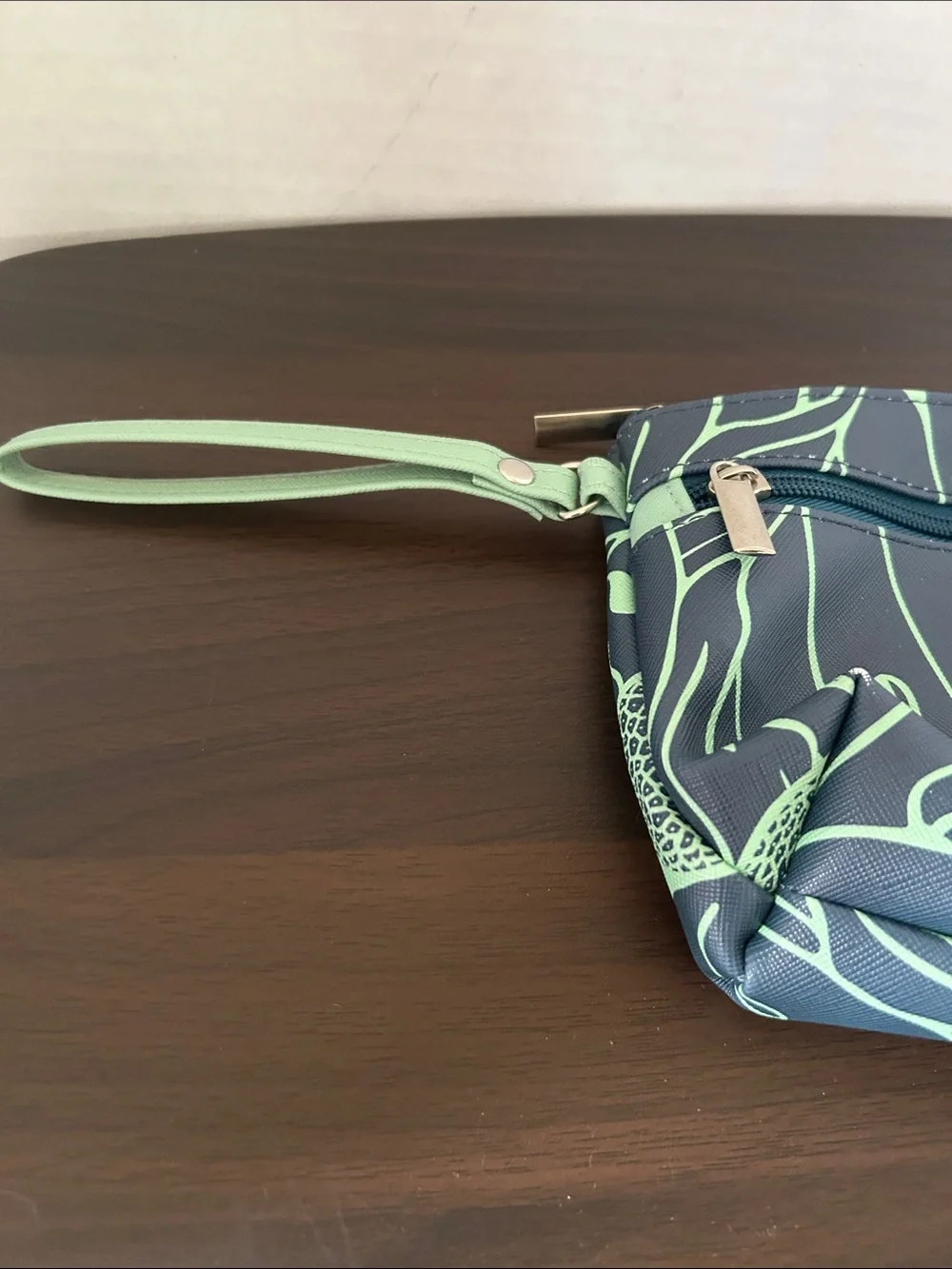 Manaola Kinolau Tropical  Zip Clutch with Strap